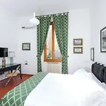 Trastevere Charming Retreat On Cobblestone Street