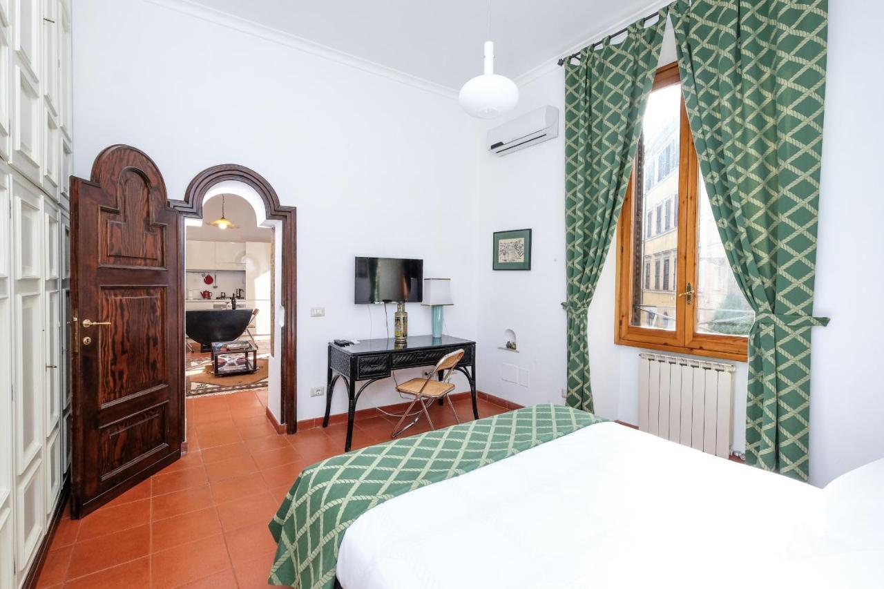 Trastevere Charming Retreat On Cobblestone Street